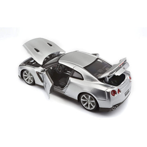 1:18 2009 Nissan GTR (R-35) Silver