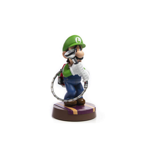 Luigi's Mansion 3 - Luigi 9" PVC Statue Standard Edition