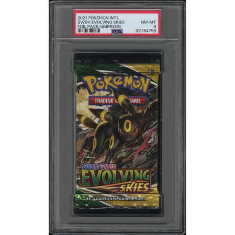 2021 POKEMON EVOLVING SKIES BOOSTER PACK PACK UMBREON ART PSA 8