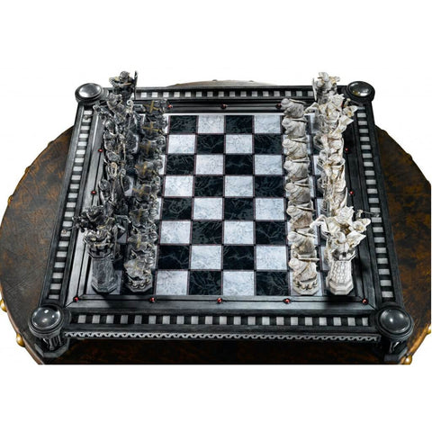 Harry Potter - Final Challenge Chess Set